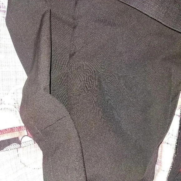 Ann Taylor Womens Pencil Straight Skirt Sz 10P Black Pink Floral Knee Length - Picture 6 of 6